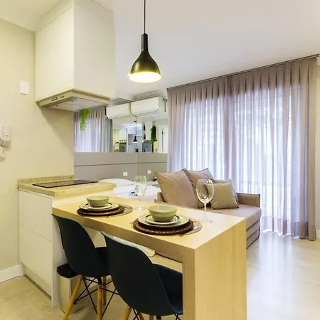 Studio Moderno Com Sacada Ap 48 Soho Life Curitiba Exterior photo